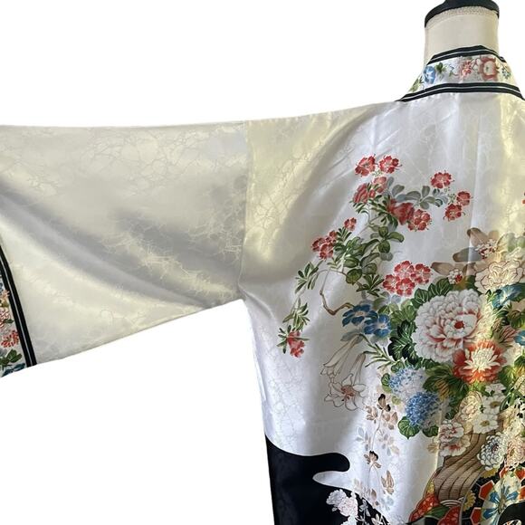 Japanese Kimono with dragon no Belt - Picture 4 of 5